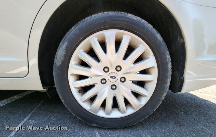 image for item MK9073 2012 Ford Fusion Hybrid