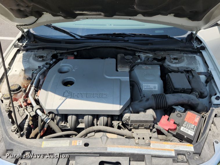 image for item MK9074 2012 Ford Fusion Hybrid