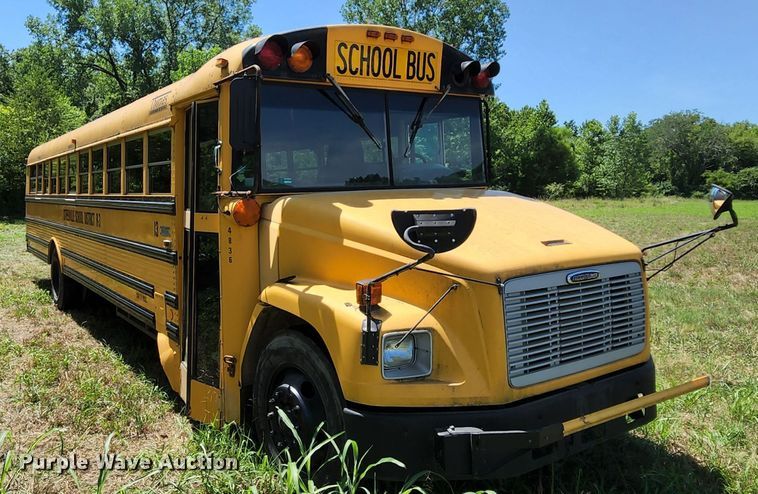 image for item MK9082 2001 Freightliner FS65  school bus