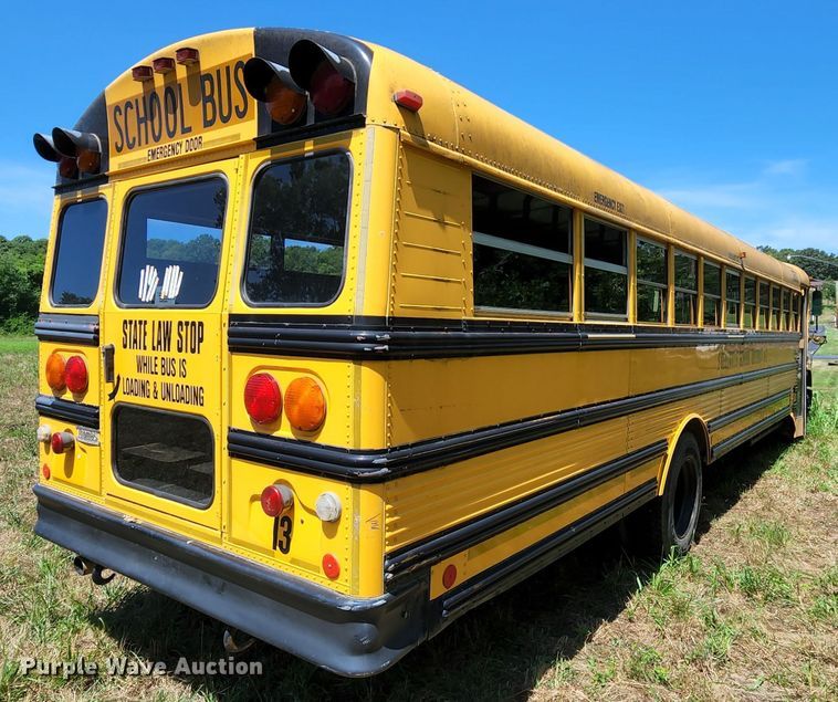 image for item MK9082 2001 Freightliner FS65  school bus