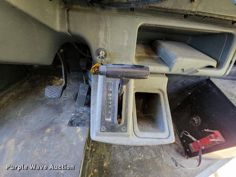 image for item MK9082 2001 Freightliner FS65  school bus