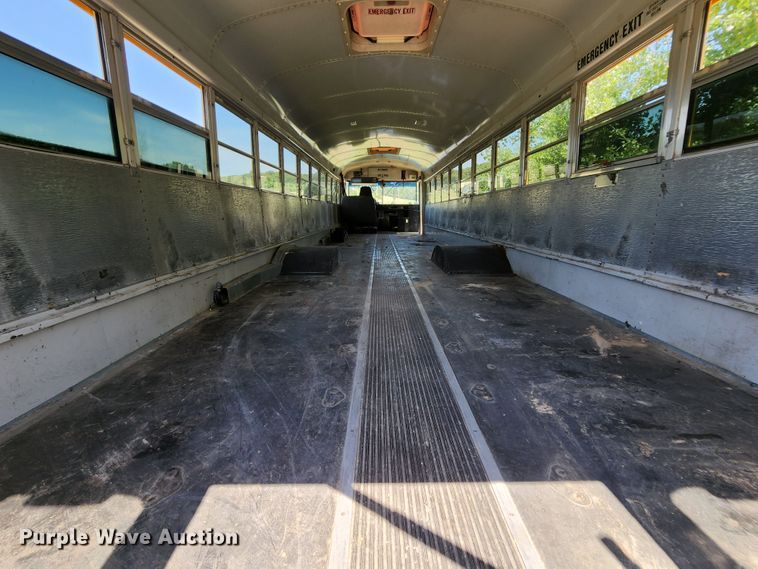 image for item MK9082 2001 Freightliner FS65  school bus