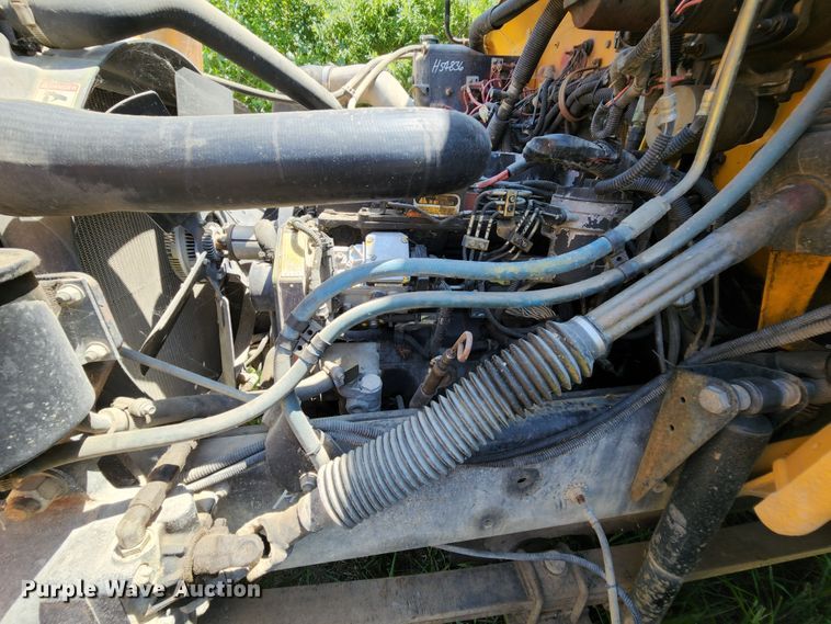 image for item MK9082 2001 Freightliner FS65  school bus