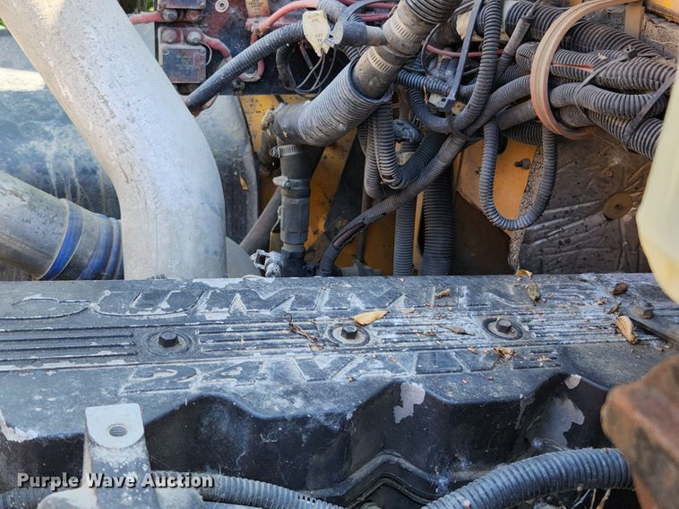 image for item MK9082 2001 Freightliner FS65  school bus