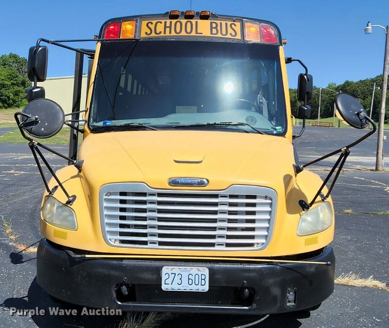 image for item MK9083 2007 Thomas Built B2  school bus