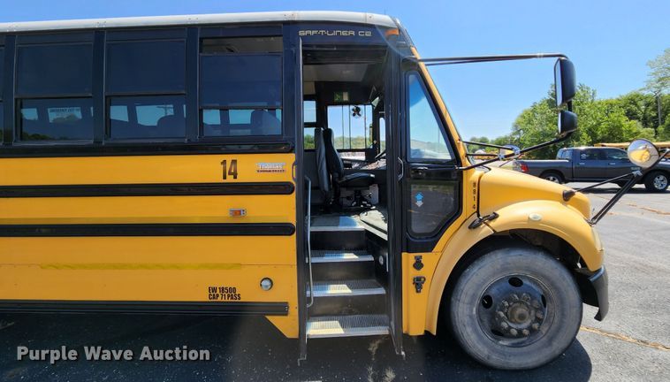 image for item MK9083 2007 Thomas Built B2  school bus