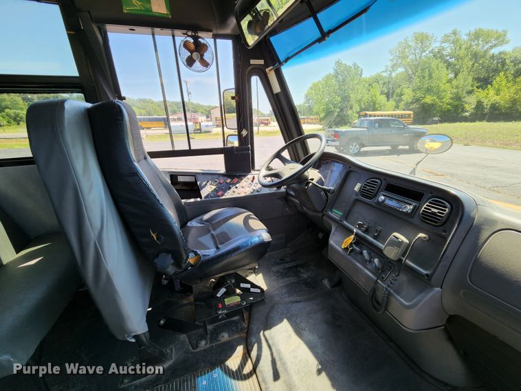 image for item MK9083 2007 Thomas Built B2  school bus