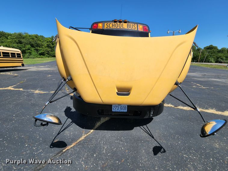 image for item MK9083 2007 Thomas Built B2  school bus