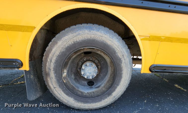 image for item MK9083 2007 Thomas Built B2  school bus