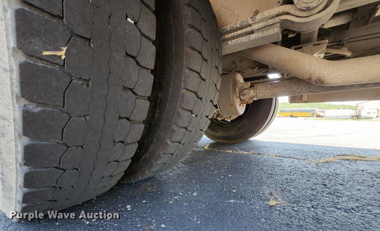 image for item MK9083 2007 Thomas Built B2  school bus