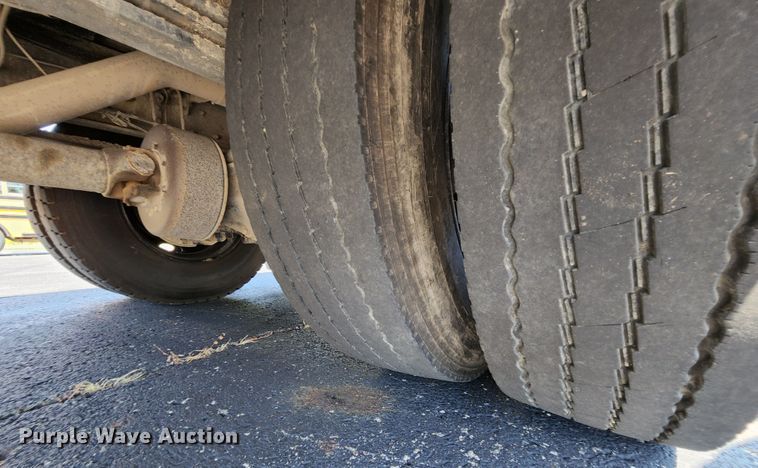 image for item MK9083 2007 Thomas Built B2  school bus