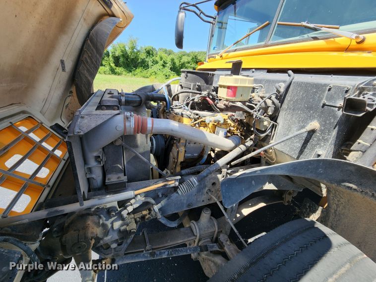 image for item MK9084 2006 Blue Bird Vision  school bus