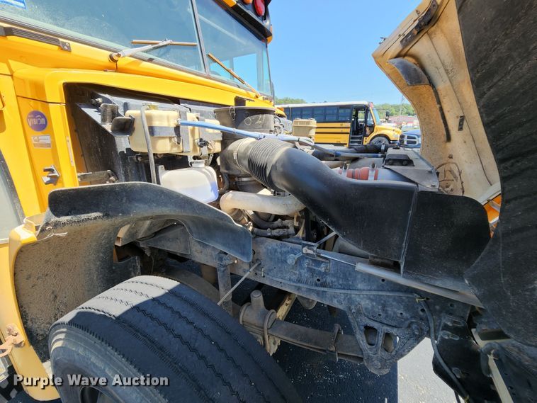 image for item MK9084 2006 Blue Bird Vision  school bus