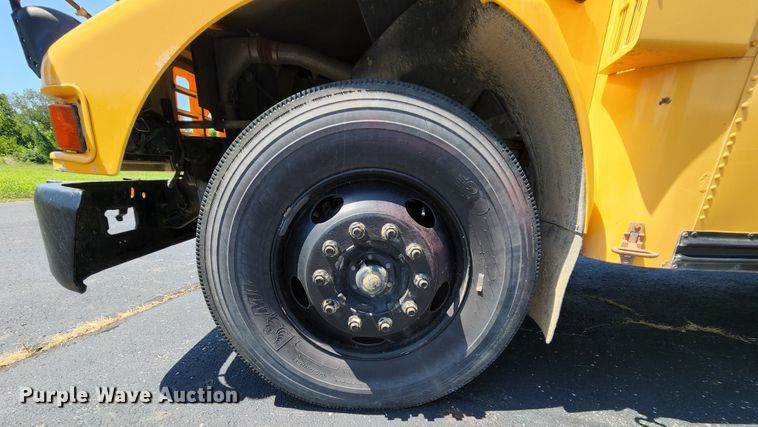 image for item MK9084 2006 Blue Bird Vision  school bus