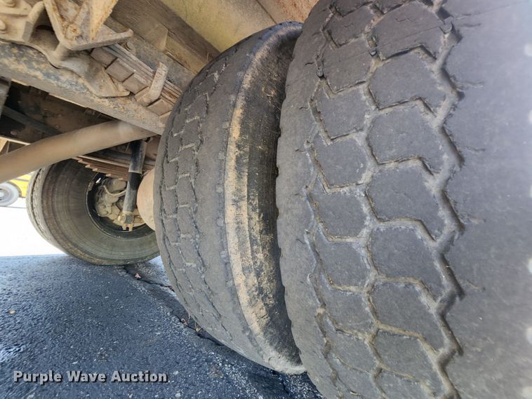 image for item MK9084 2006 Blue Bird Vision  school bus