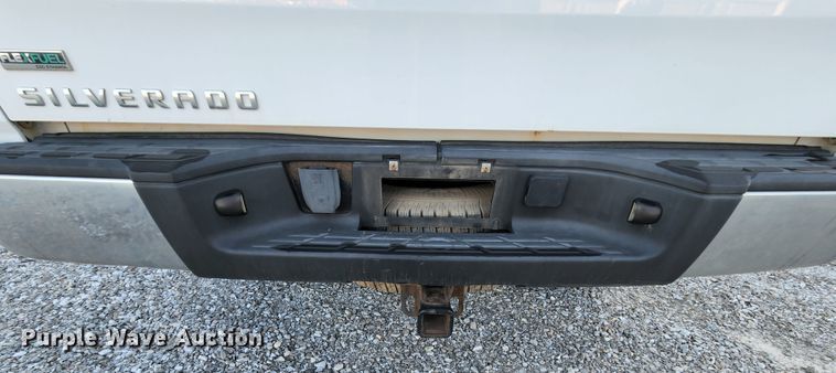 image for item MK9112 2010 Chevrolet Silverado 1500  Ext. Cab pickup truck