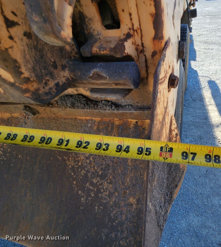 image for item MK9113 2006 International 7500  dump truck