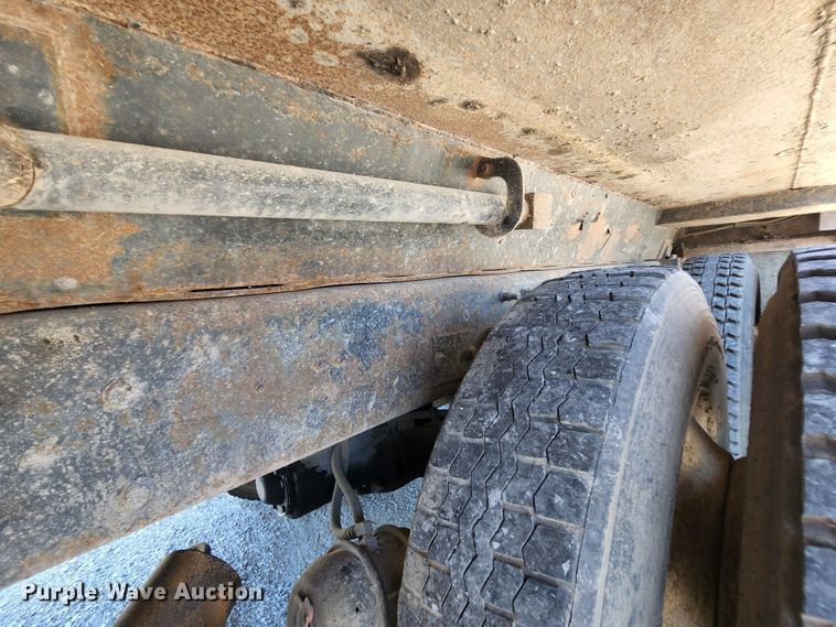 image for item MK9113 2006 International 7500  dump truck