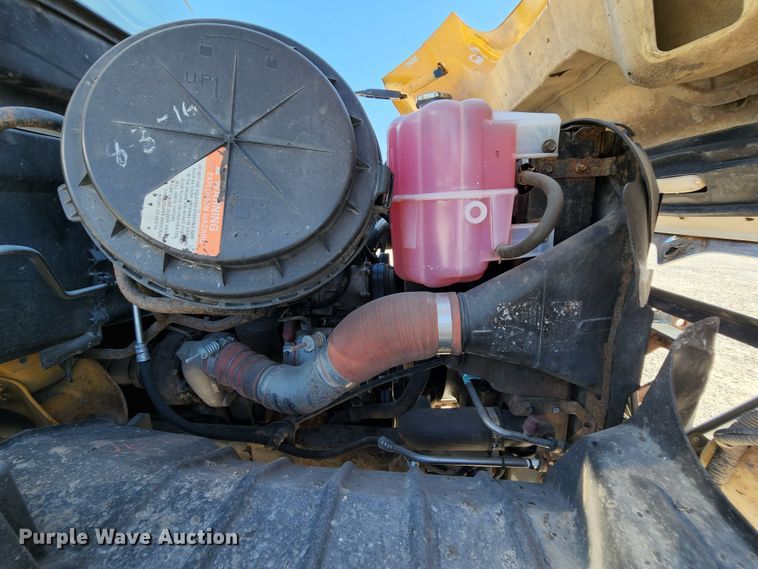 image for item MK9113 2006 International 7500  dump truck