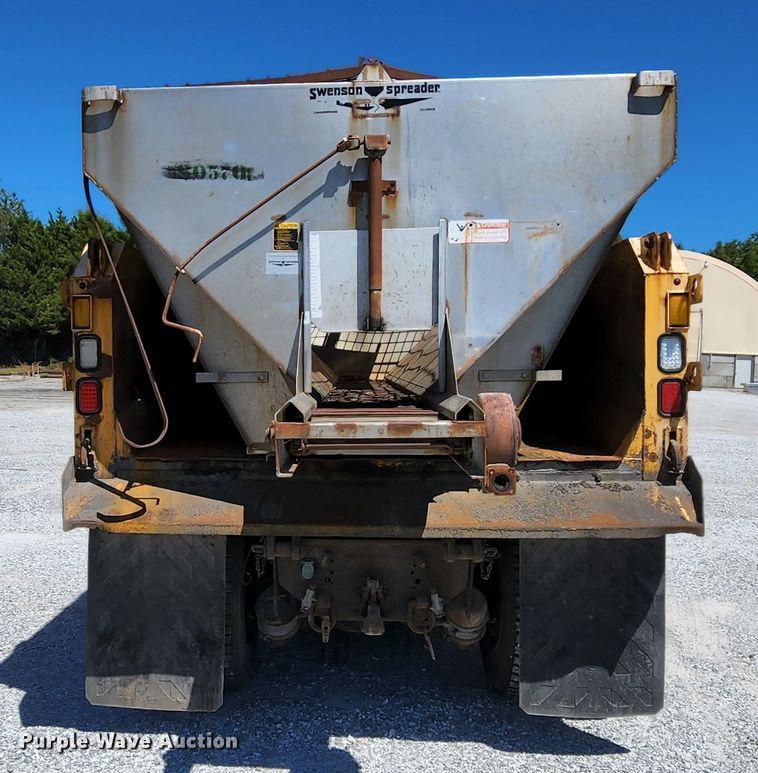 image for item MK9114 2007 International 7400  dump truck