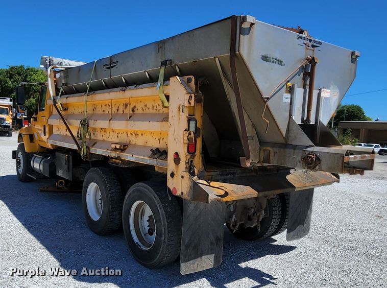 image for item MK9114 2007 International 7400  dump truck