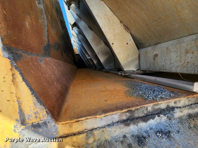 image for item MK9114 2007 International 7400  dump truck