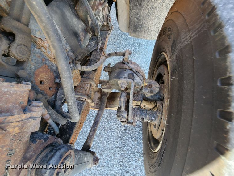 image for item MK9114 2007 International 7400  dump truck