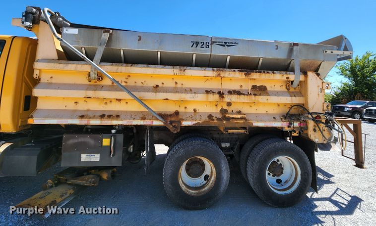 image for item MK9115 2006 International 7400  dump truck
