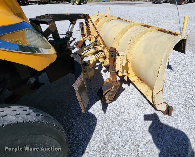 image for item MK9115 2006 International 7400  dump truck