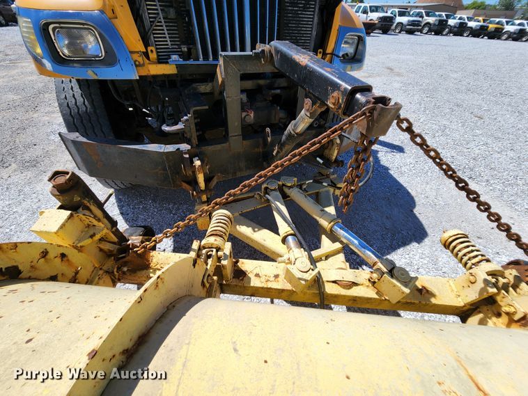 image for item MK9115 2006 International 7400  dump truck