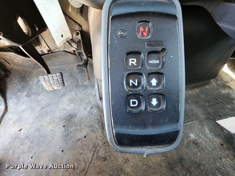 image for item MK9115 2006 International 7400  dump truck