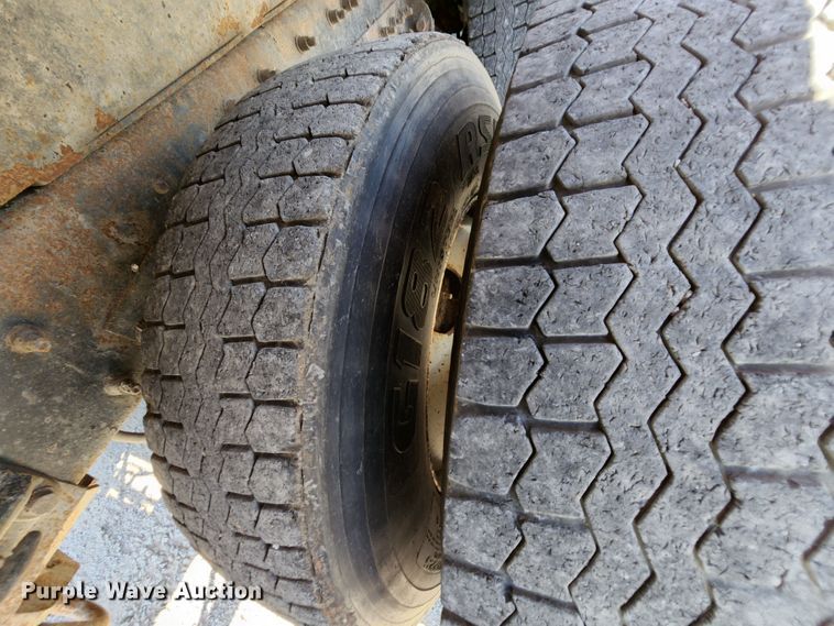 image for item MK9115 2006 International 7400  dump truck