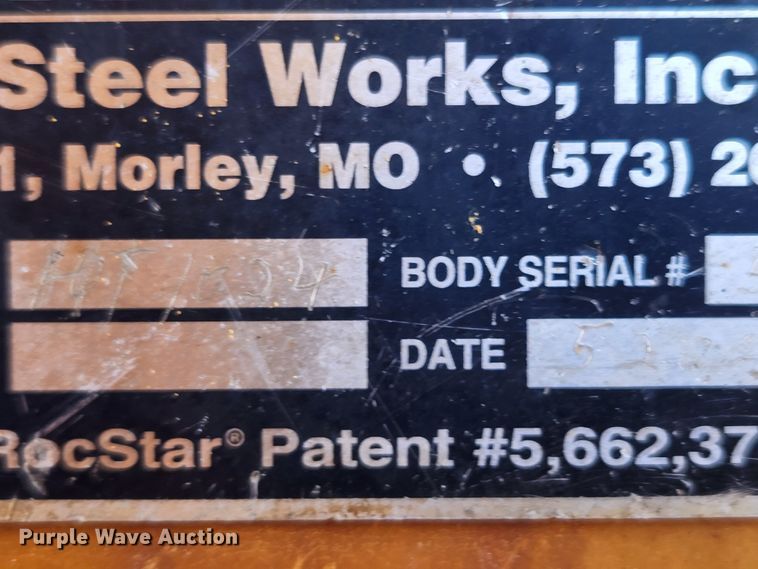 image for item MK9116 2005 International 7400  Crew Cab dump truck