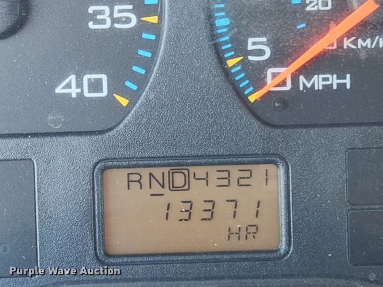 image for item MK9116 2005 International 7400  Crew Cab dump truck