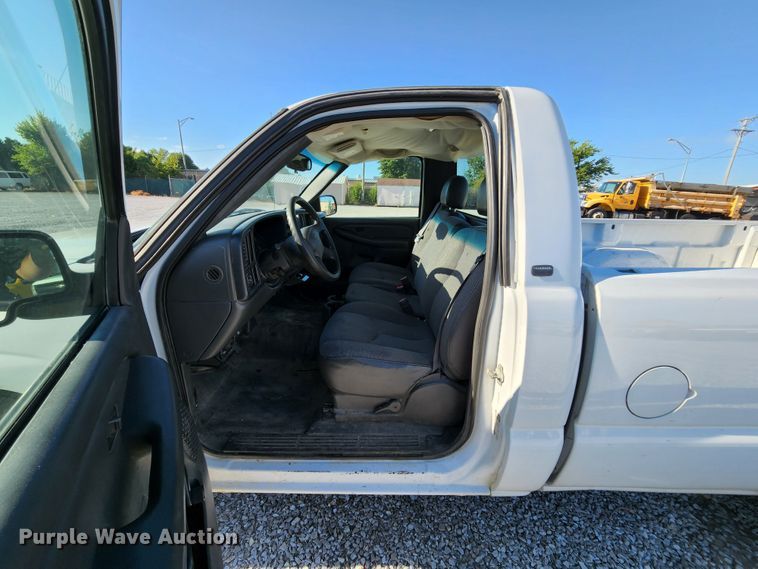 image for item MK9118 2005 Chevrolet Silverado 1500  pickup truck
