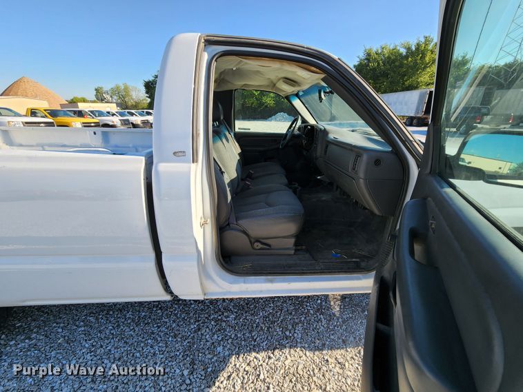 image for item MK9118 2005 Chevrolet Silverado 1500  pickup truck
