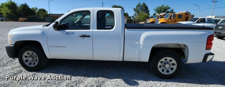image for item MK9121 2008 Chevrolet Silverado 1500  Ext. Cab pickup truck