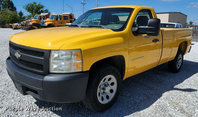 image for item MK9122 2007 Chevrolet Silverado 1500  pickup truck