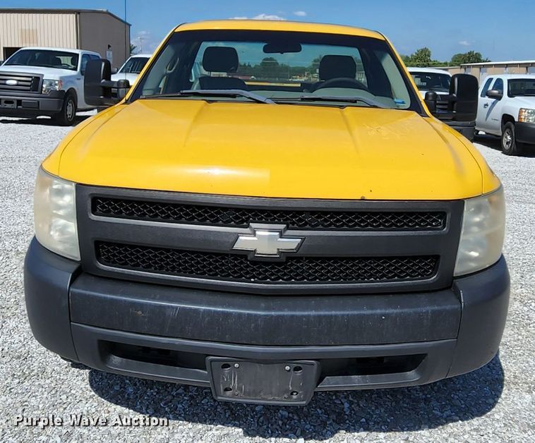 image for item MK9122 2007 Chevrolet Silverado 1500  pickup truck