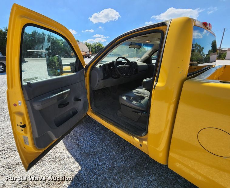 image for item MK9122 2007 Chevrolet Silverado 1500  pickup truck