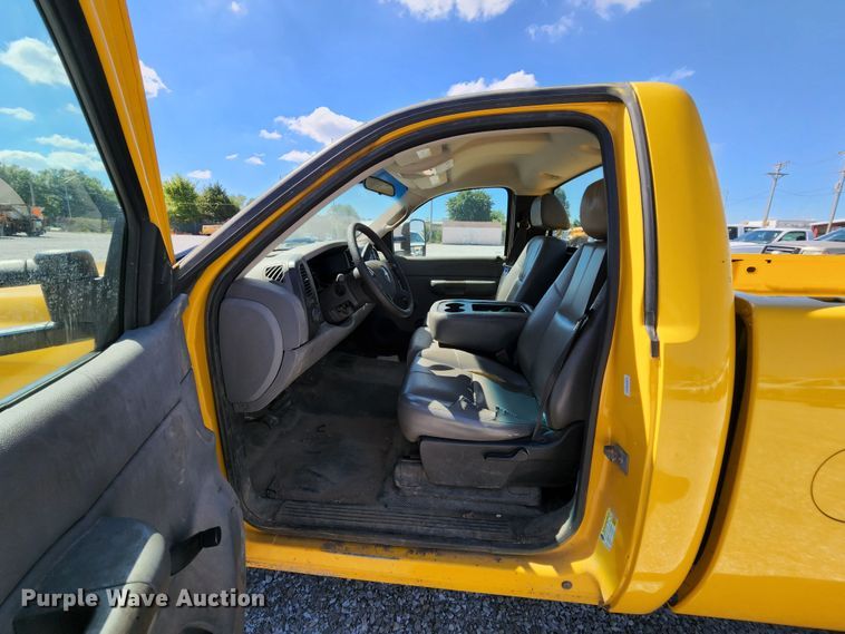image for item MK9122 2007 Chevrolet Silverado 1500  pickup truck