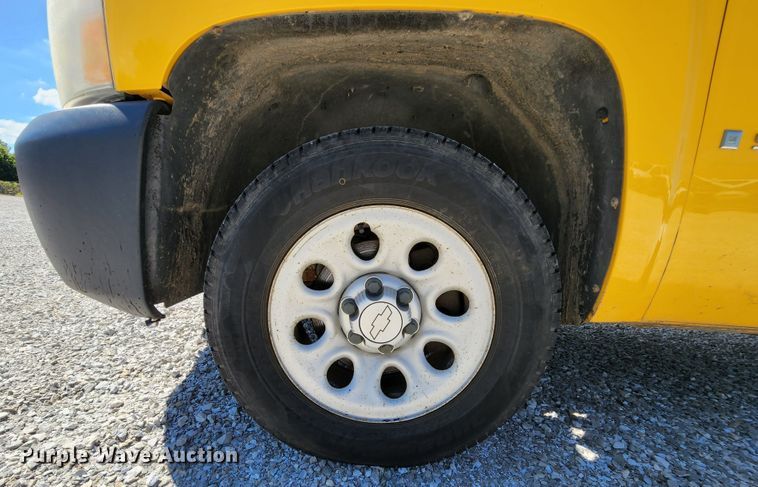 image for item MK9122 2007 Chevrolet Silverado 1500  pickup truck