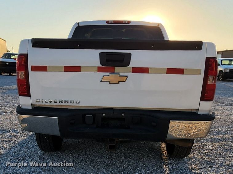 image for item MK9124 2008 Chevrolet Silverado 1500  Ext. Cab pickup truck