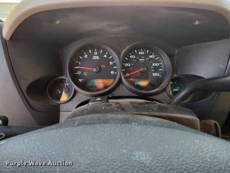image for item MK9124 2008 Chevrolet Silverado 1500  Ext. Cab pickup truck
