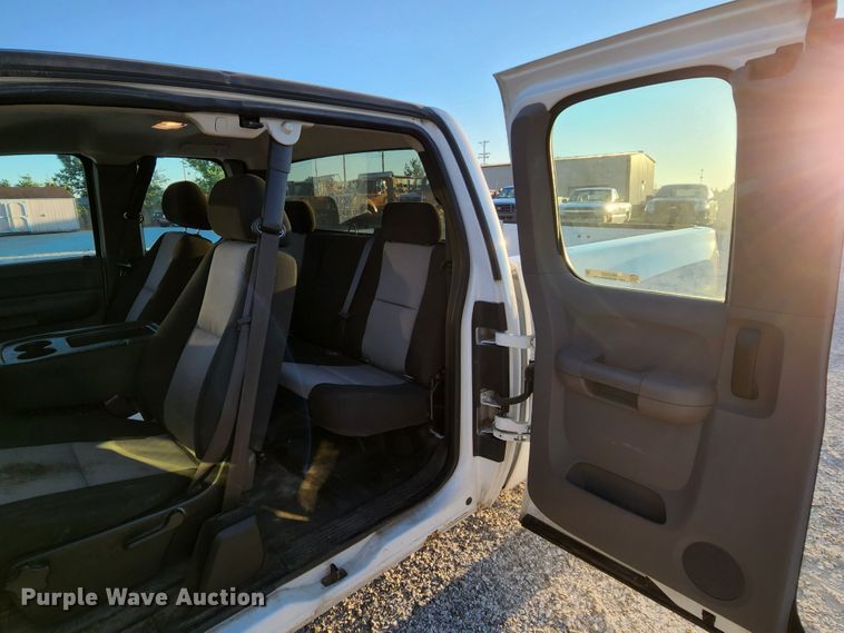 image for item MK9124 2008 Chevrolet Silverado 1500  Ext. Cab pickup truck