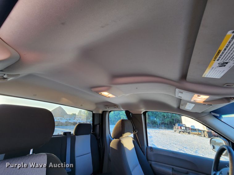 image for item MK9124 2008 Chevrolet Silverado 1500  Ext. Cab pickup truck