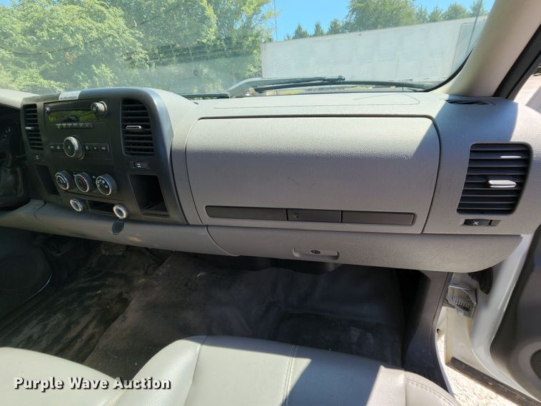 image for item MK9128 2007 Chevrolet Silverado 1500  pickup truck