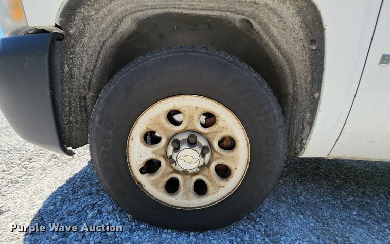 image for item MK9128 2007 Chevrolet Silverado 1500  pickup truck
