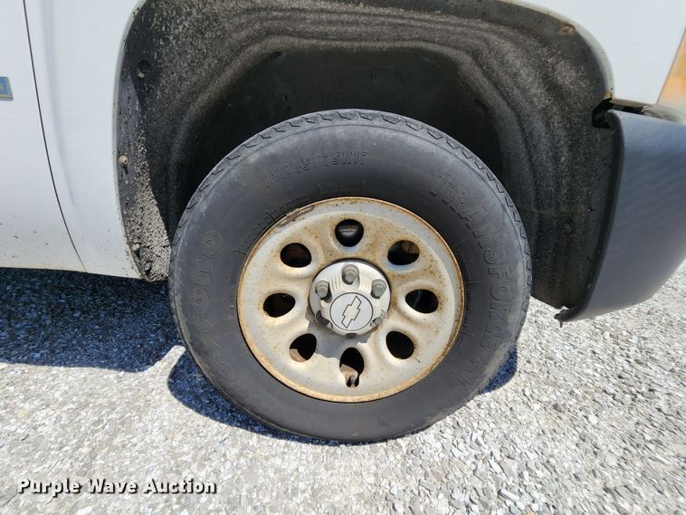 image for item MK9128 2007 Chevrolet Silverado 1500  pickup truck