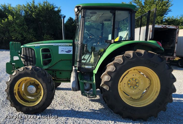 image for item MK9132 2007 John Deere 6415 MFWD tractor